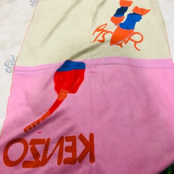 Authentic KENZO CASHMERE SHAW - Picture 5 of 7